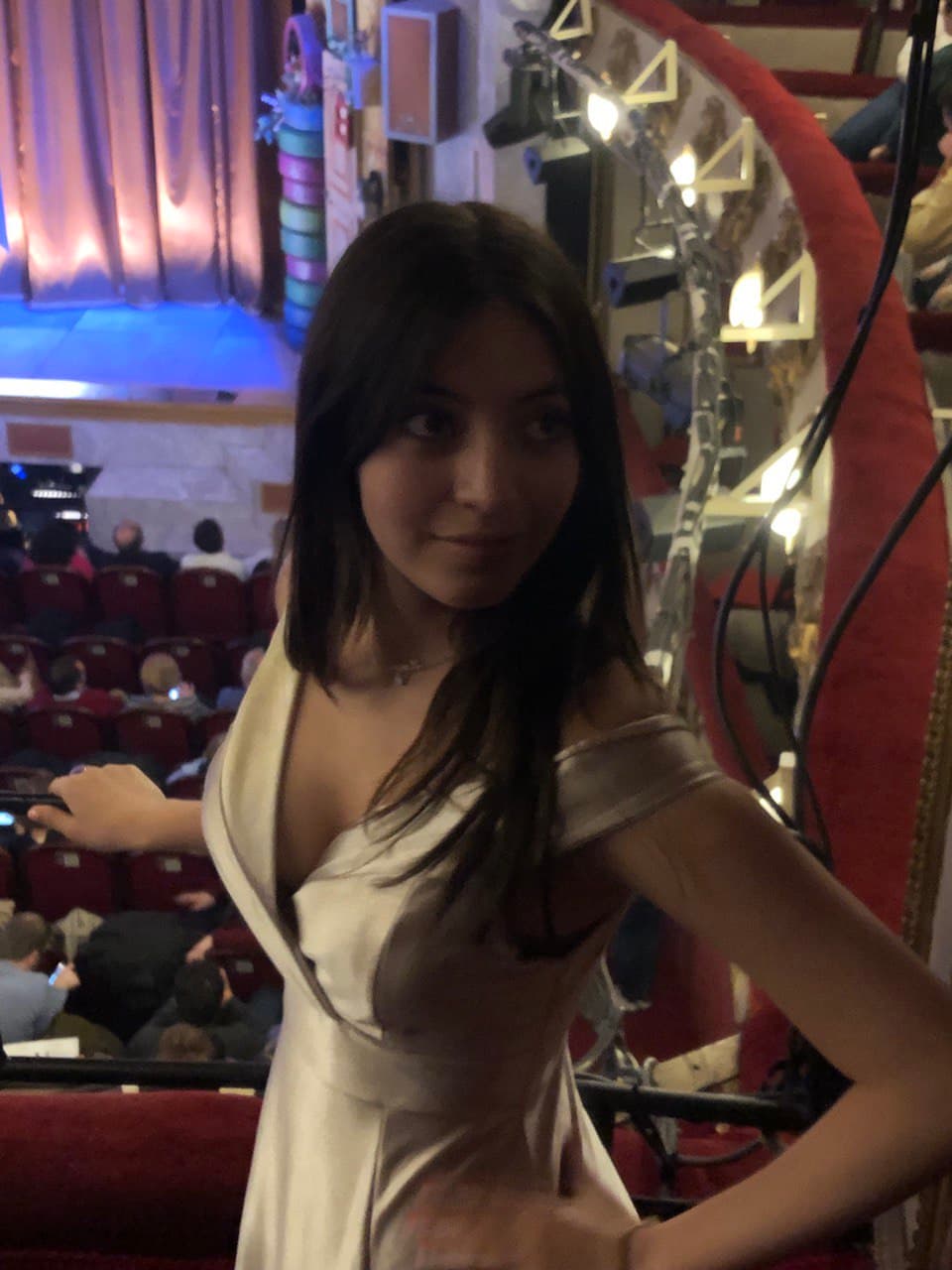 Alyson Bustamante photo 6